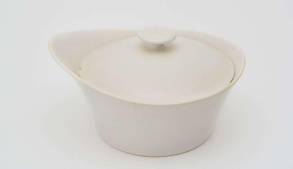 HACHI (L) Ivory
