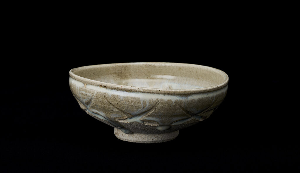彫斑唐津向付五客組Engraved Speckled Karatsu Dish (a set of five)